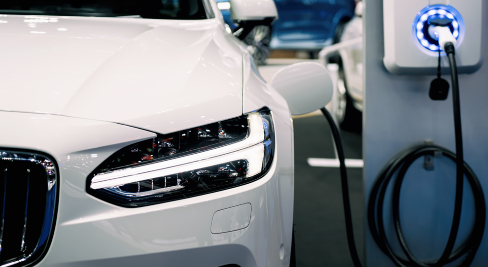 È vero che le auto elettriche inquinano di meno?