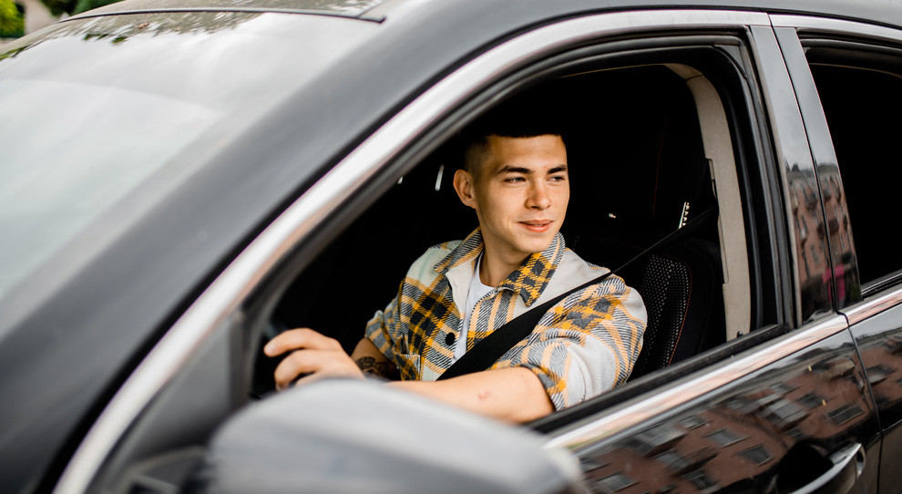 A partire dai 17 anni sarà consentito guidare in Europa.